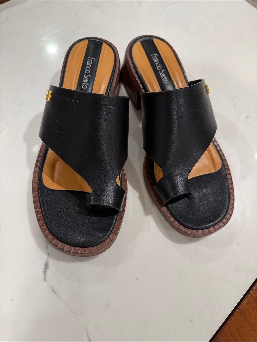 Franco Sarto Black Leather Toe-Ring Slide Sandals with Brown Sole